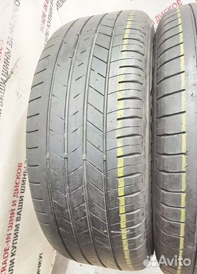 Goodyear EfficientGrip 215/60 R16