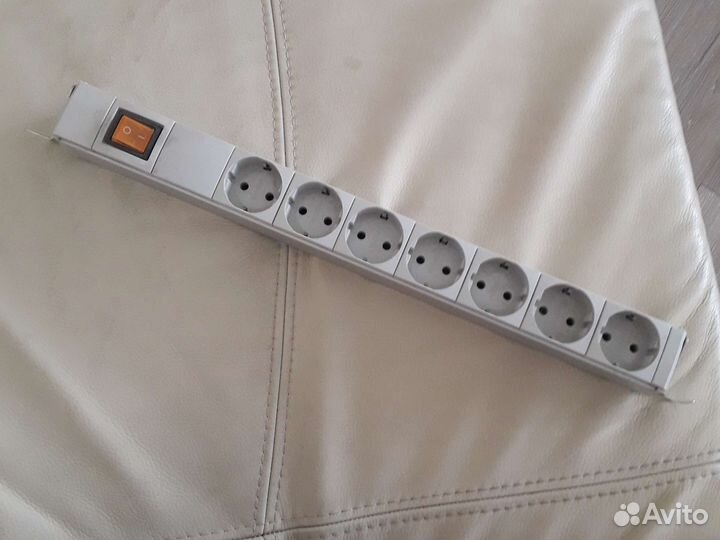 Блок силовых розеток