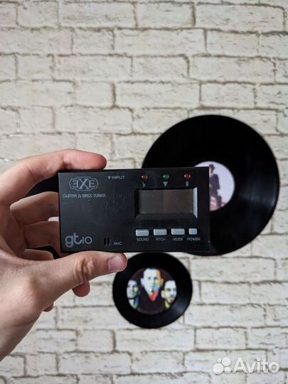 Тюнер для гитары