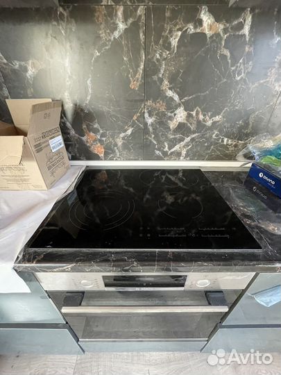 Электрическая варочная поверхность electrolux