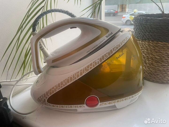 Утюг с парогенератором tefal