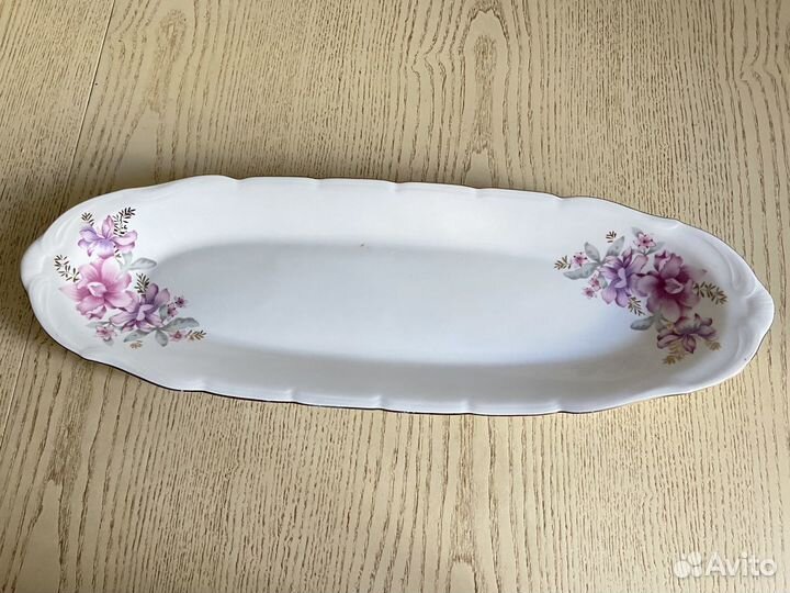 Блюдо фарфор. Длина 50 см Раритет