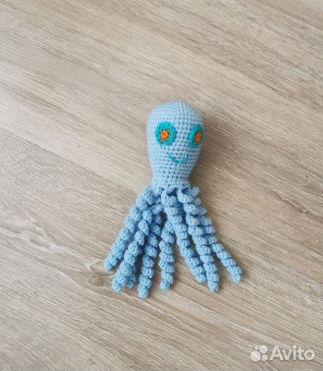 Вяаный осьминожка для недоношенных