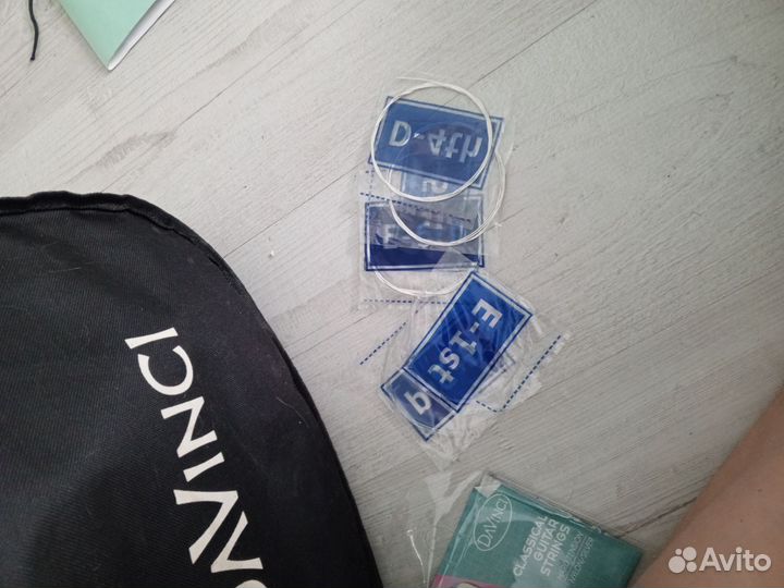 Классическая гитара шестиструнная