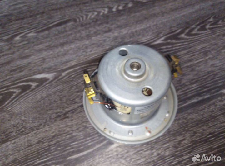 Двигатель на пылесос