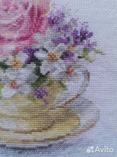 Картина вышитая крестом ручная работа