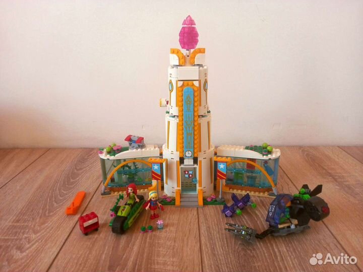 Lego 41232 - Школа супергероев