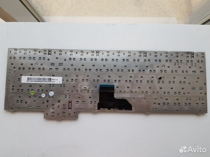 Клавиатуры для ноутбуков ассорти