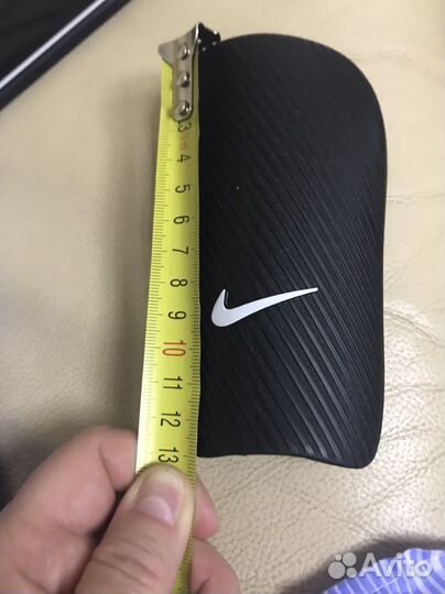 Футбольные щитки новые nikе оригинал на рост 120