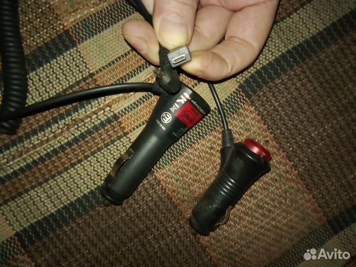 Автозарядки для навигатора, смартфона, радара