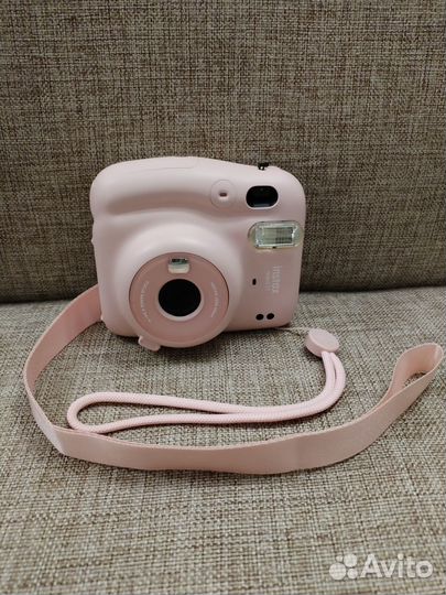 Фотоаппарат instax mini 11