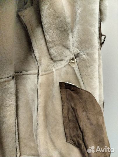 Дубленка натуральная женская с капюшоном 50 размер