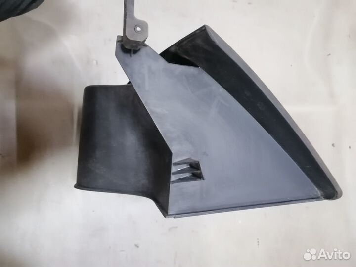 Бардачок Audi 80 B3 1.6 DT 1986-1991