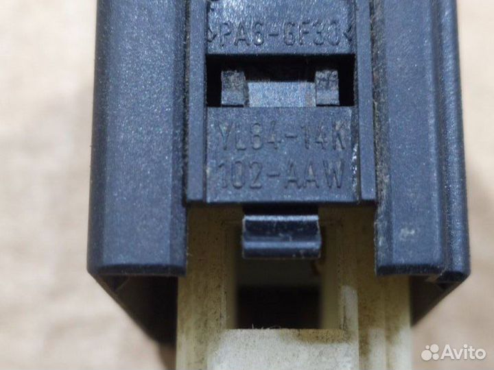 Кнопки прочие Ford Maverick TM1 GZ 2006