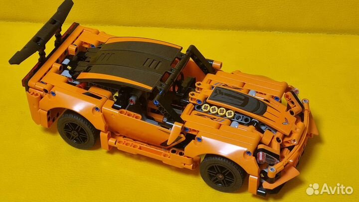 Lego Technic 42093 Corvette