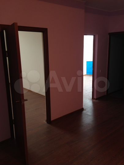 3-к квартира, 90 м², 8/10 эт.