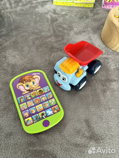 Развивающие игрушки пакетом