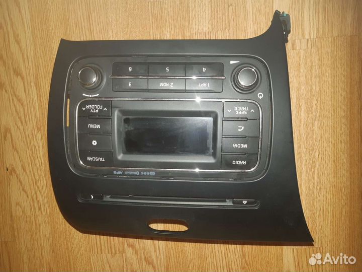 Автомагнитола штатная с kia cerato 2013