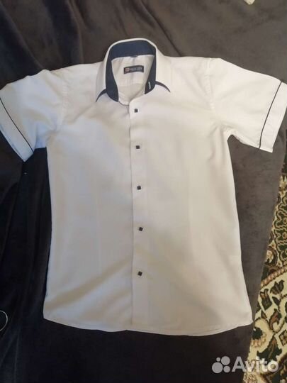Продам рубашку белую, 134/140 в хорошем состоянии