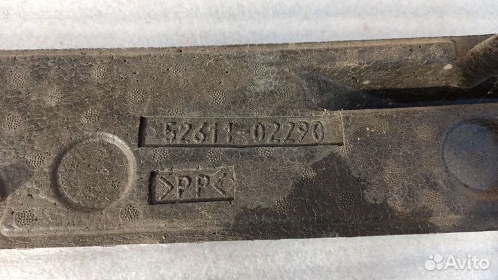 Абсорбер переднего бампера Toyota Corolla 180