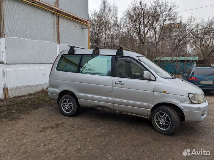 Toyota Lite Ace Noah 2.0 AT, 1999, 300 804 км