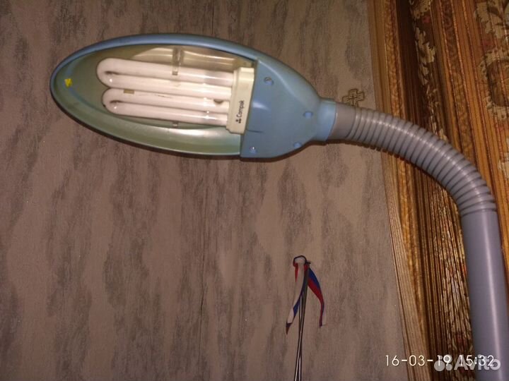 Лампа настольная детская школьная б.у