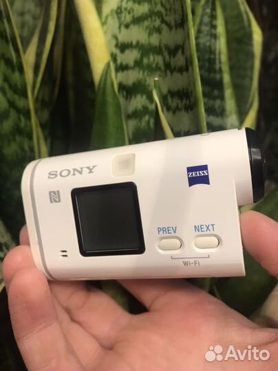 Камера sony Splashproof SteadyShot