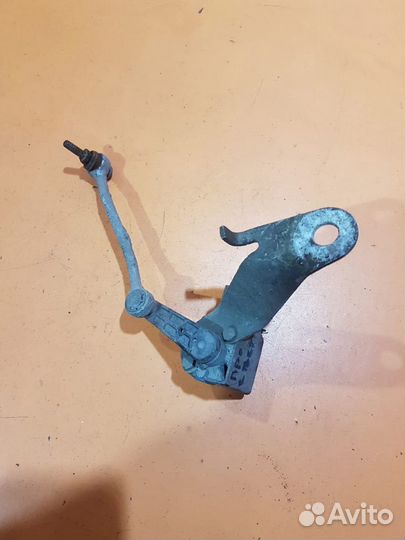 Датчик дорожного просвета на BMW 7 E66 E65