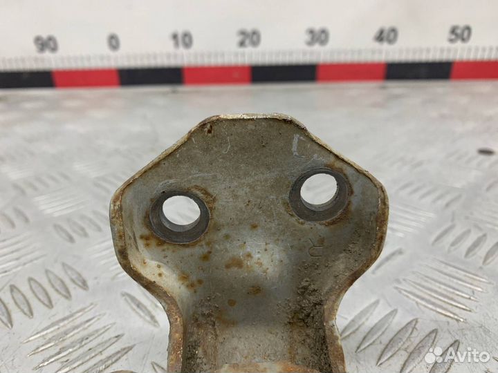 Б/У петля двери передний левый Mazda Demio DW3W B3