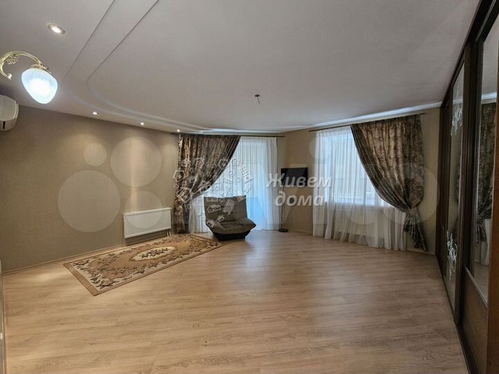 2-к. квартира, 110 м², 6/11 эт.