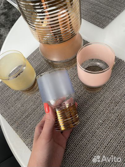 Графин со стаканами