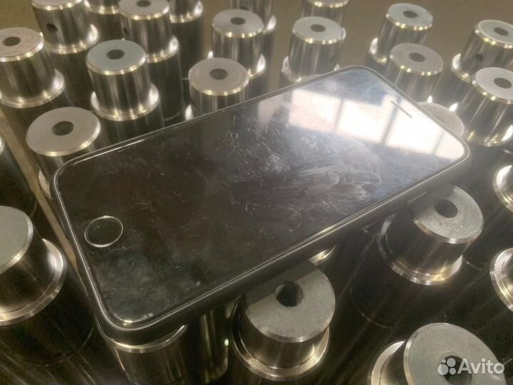 iPhone 8