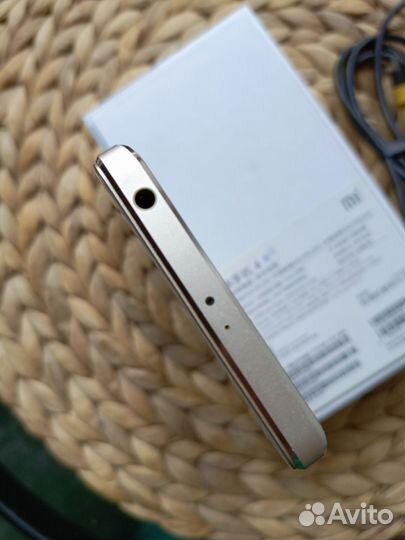 Xiaomi Redmi 4 PRO, 3/32 ГБ