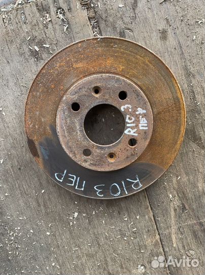 Тормозной диск передний Kia Rio 3 solaris