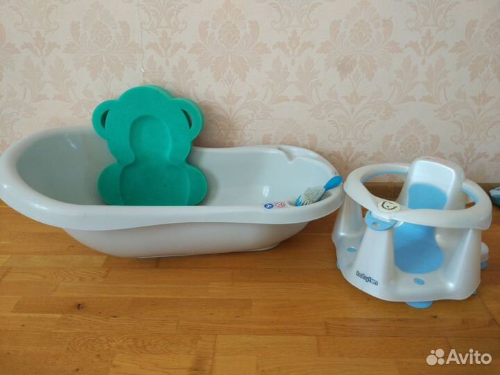 Ванночка для купания новорожденного