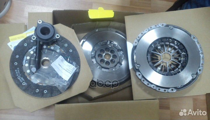 Ком/кт сцепления DMF с выж. и маховиком