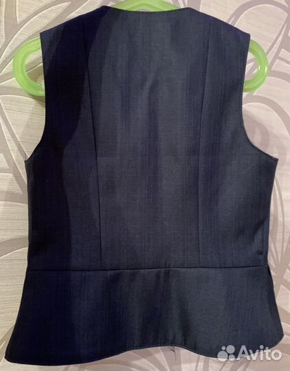 Жилетка олми для девочки школьная новая