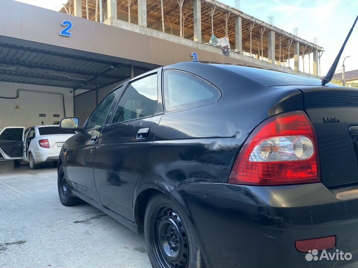 Передний бампер priora