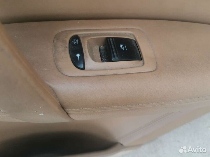 Обшивка двери задняя правая Porsche Cayenne 955-95