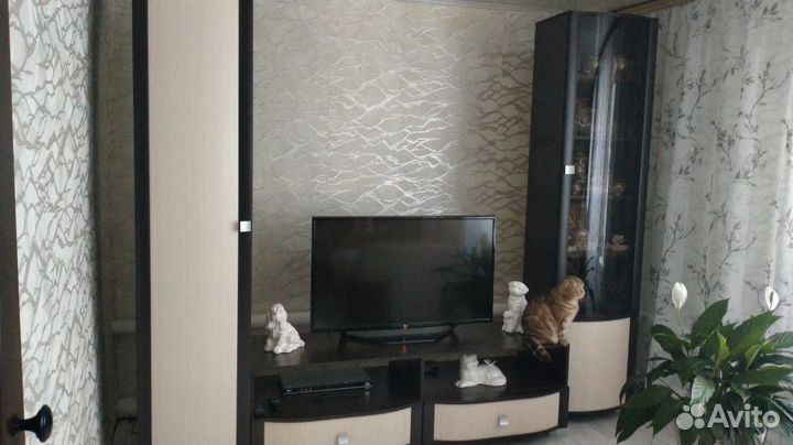 Тумба под телевизор