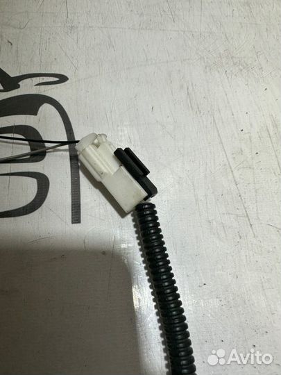 Ответная часть ремня правая Kia Soul AM G4FC 2009