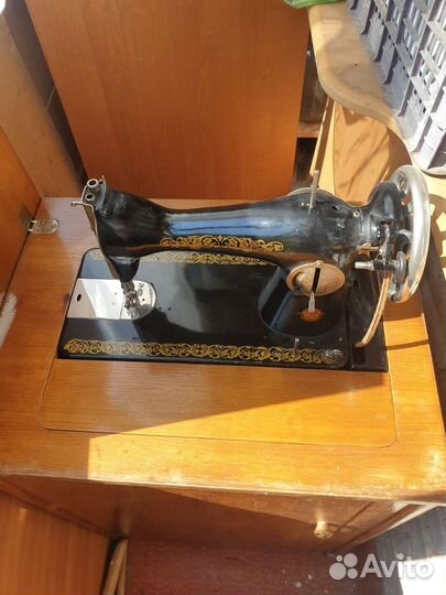Швейная машинка ножная подольск