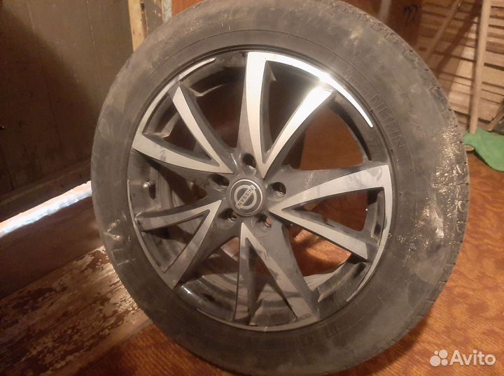 Pirelli Scorpion 215/60 R17