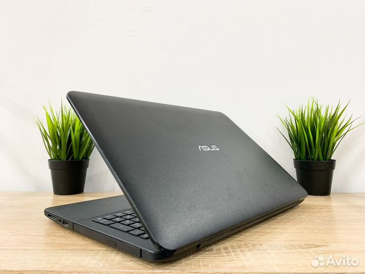 Ноутбук Asus Core i5/R5 M320/8Gb/SSD256Gb
