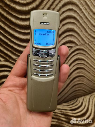 Nokia 8910