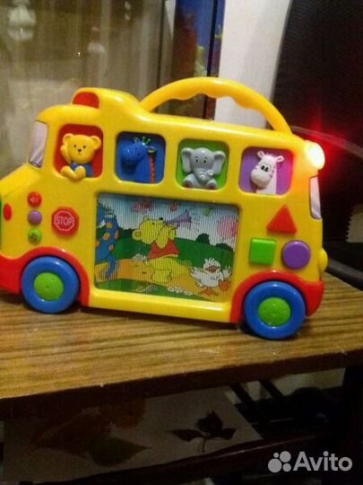 Машинка развивающая игрушка