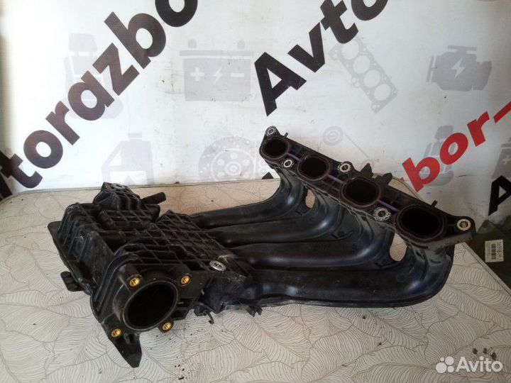 Коллектор впускной Nissan Juke 1.6 HR16 2012