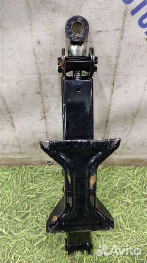 Домкрат Mazda 6 Gh седан 2.0 LF 2008