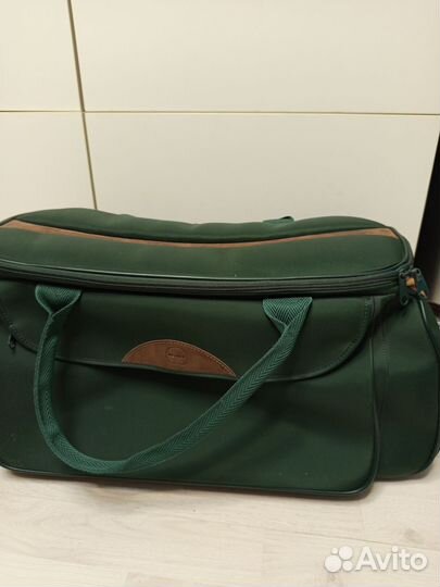 Чемодан delsey