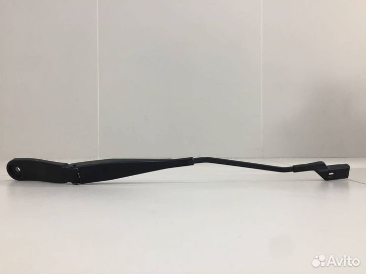 Поводок стеклоочистителя передний левый Ford Monde